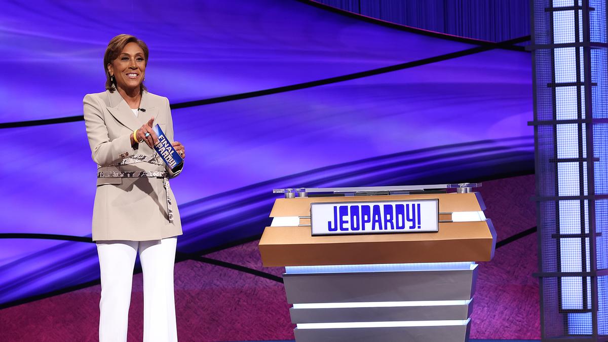 Robin Roberts on the Jeopardy! stage