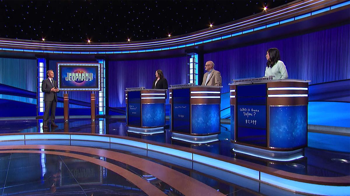 Ken Jennings and contestants Karla Fossett, Ed Coulson, and Angela Xu on the set of Jeopardy!