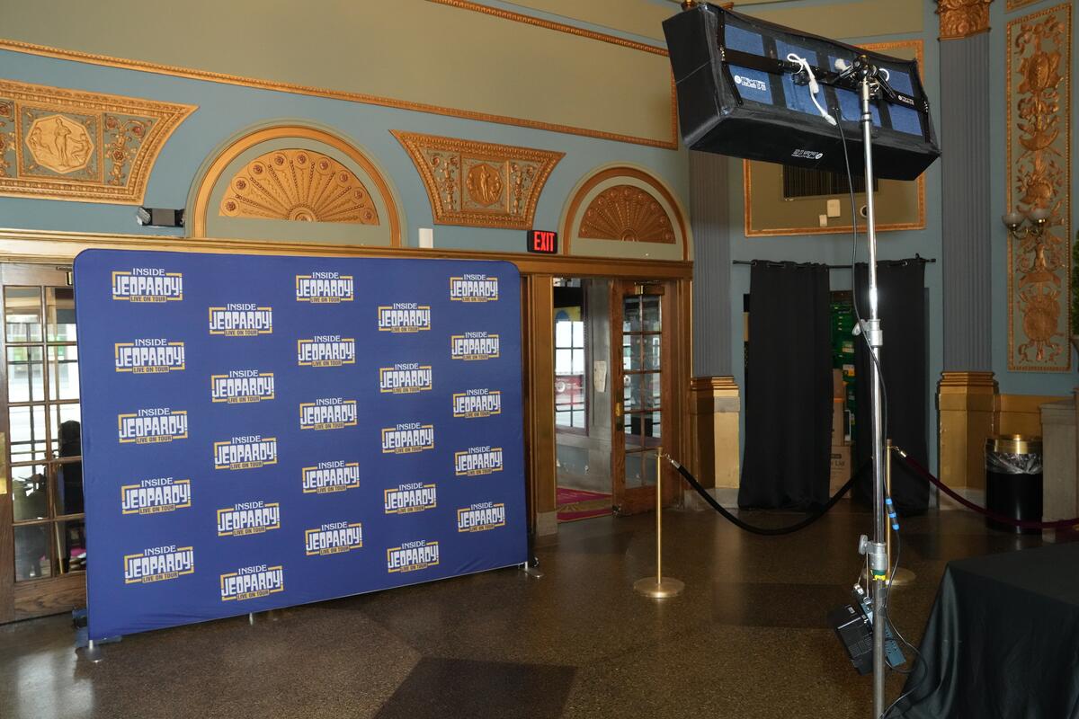 Photo opportunity at the Inside Jeopardy! Live on Tour event in Washington, D.C.